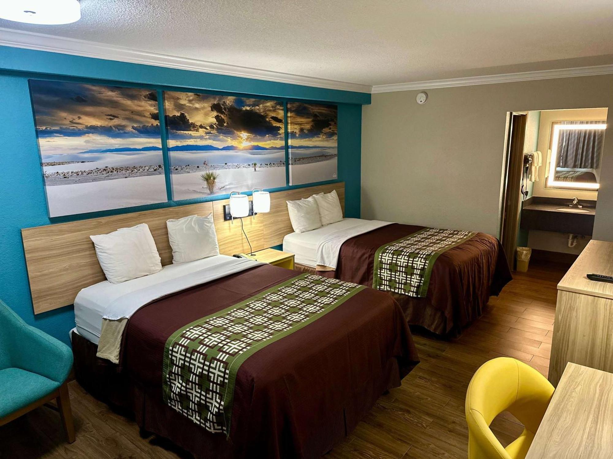 Days Inn By Wyndham Houston East Extérieur photo